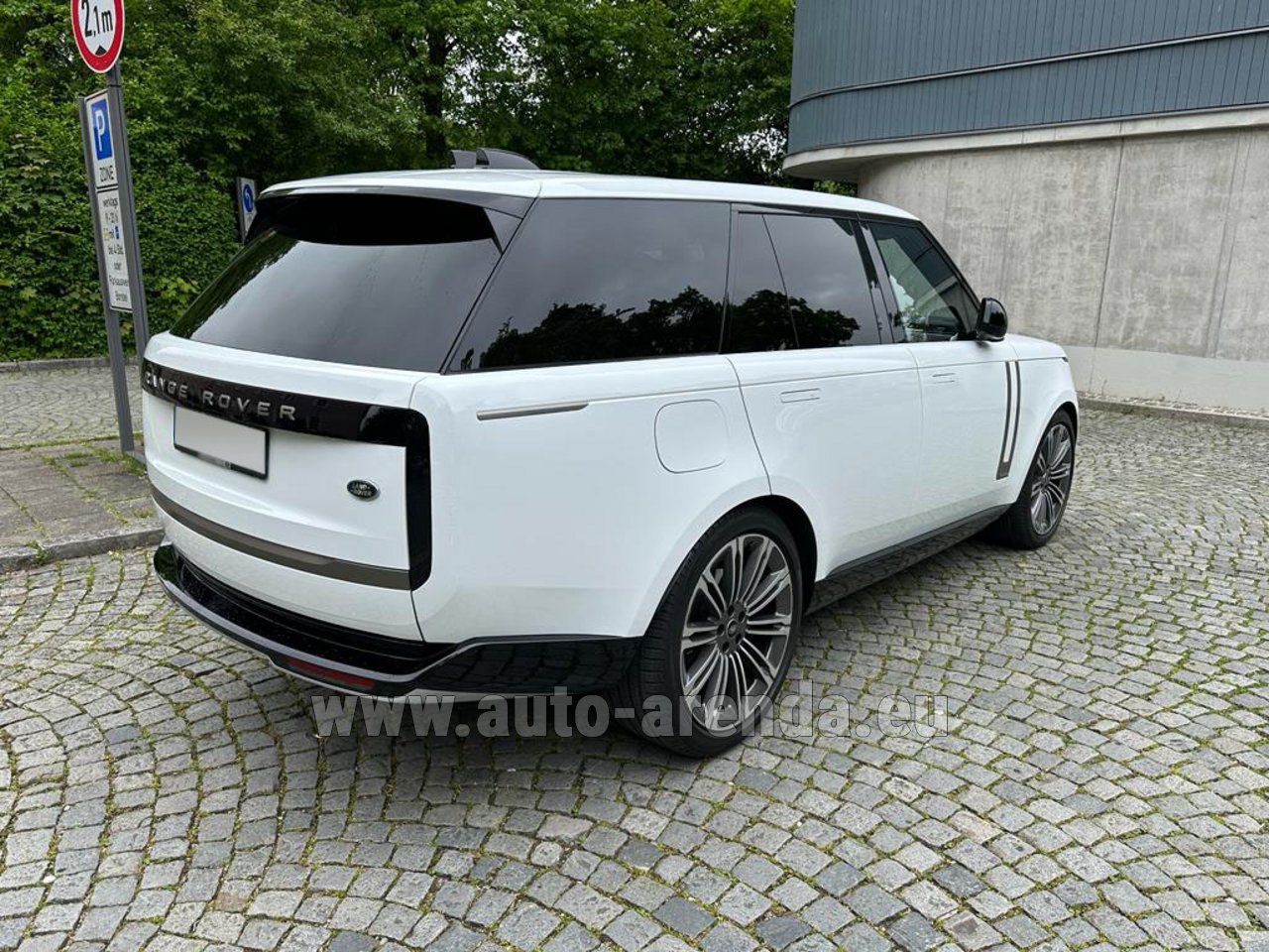 Аренда Ленд Ровер Range Rover D350 Autobiography в аэропорту Ниццы на  Лазурном Берегу | Авто-Аренда